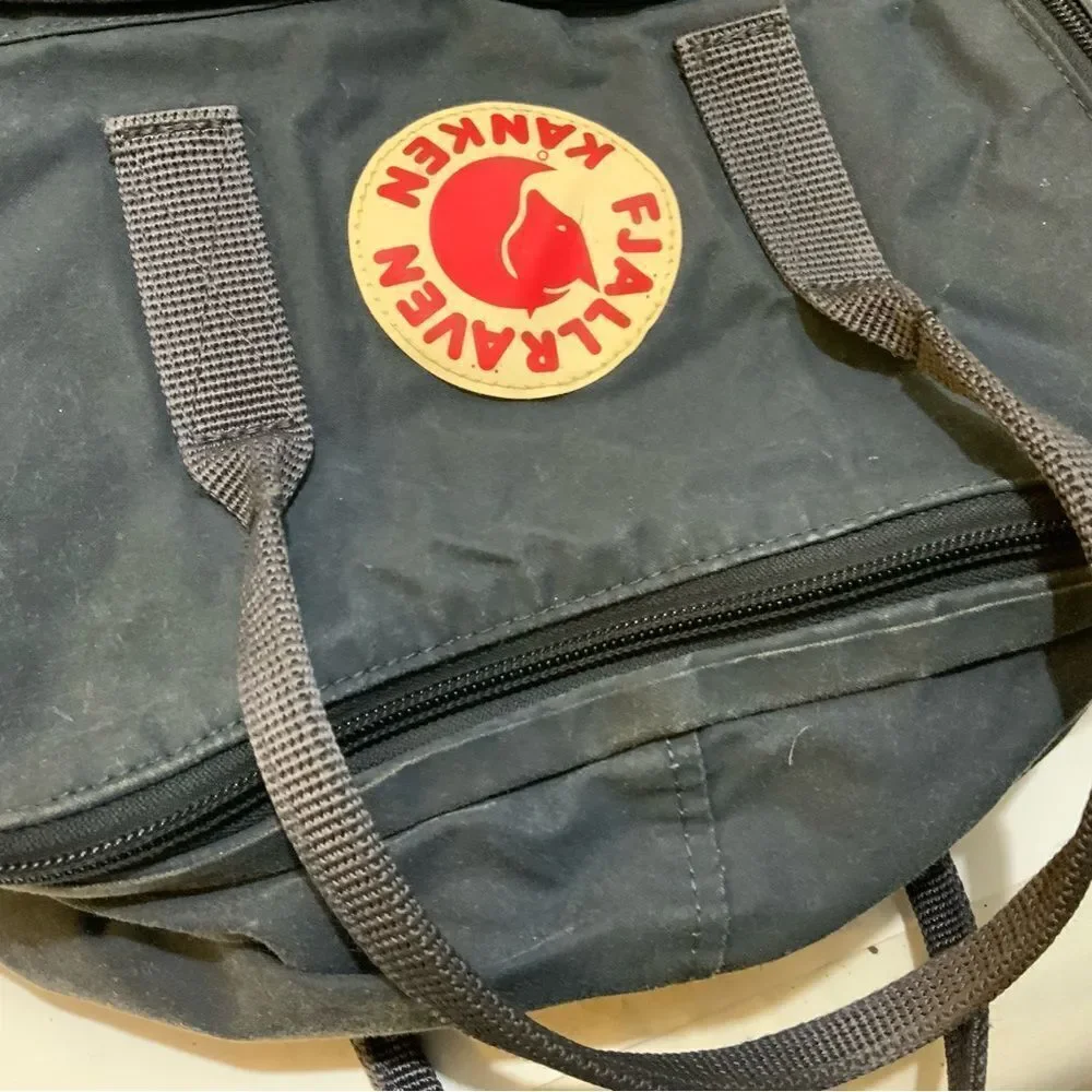 FJALLRAVEN KANKEN GRAPHITE GRAY FULL SIZE BACKPACK